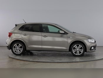Used Volkswagen Polo 2019 for sale - 77326912: Photo