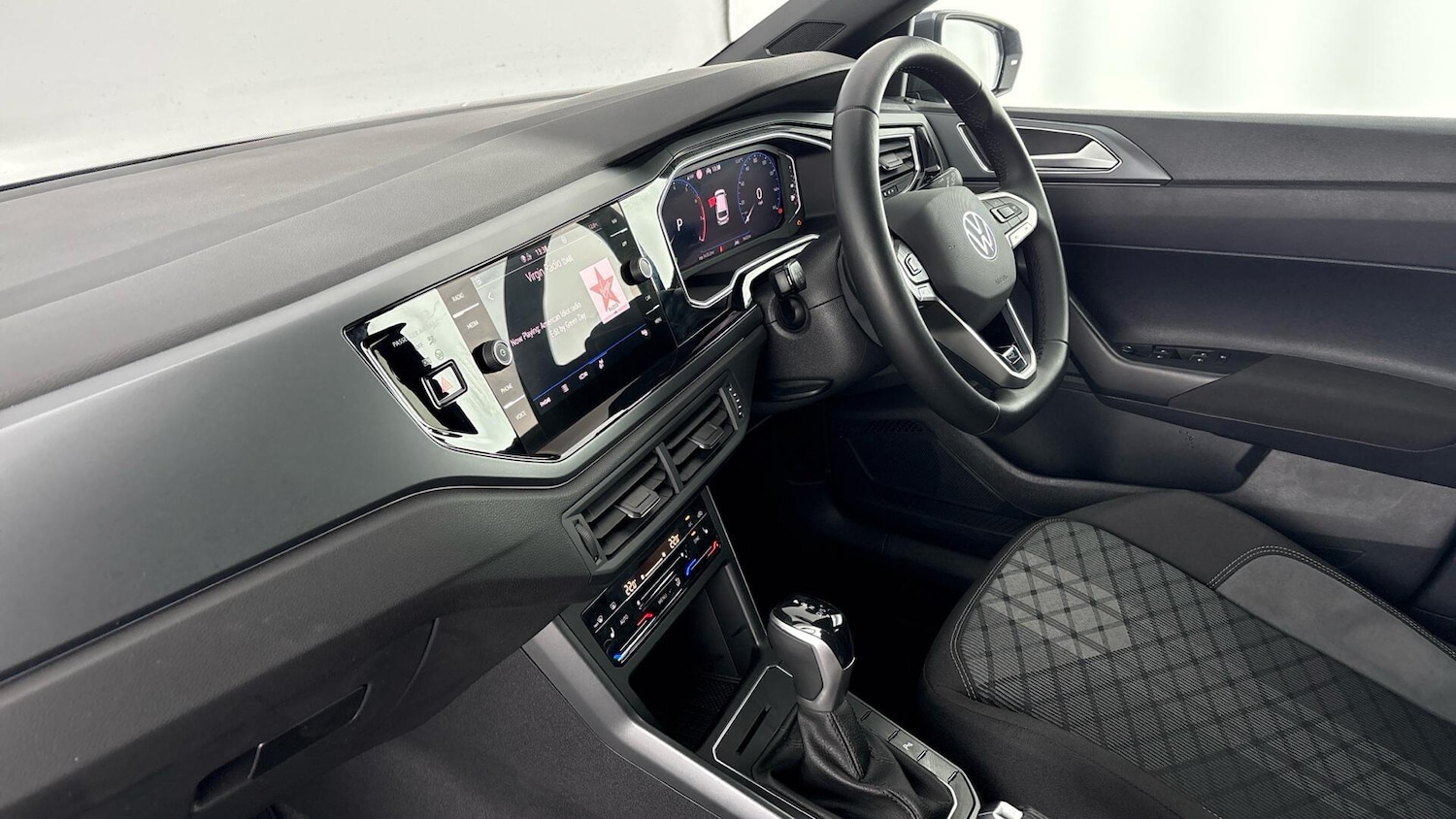 Used Volkswagen Polo 2025 for sale - 77735960: Photo 2