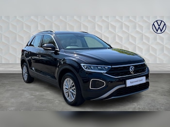 Used Volkswagen T-Roc 2024 for sale - 78346225: Photo