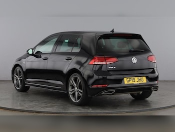 Used Volkswagen Golf 2019 for sale - 77312687: Photo