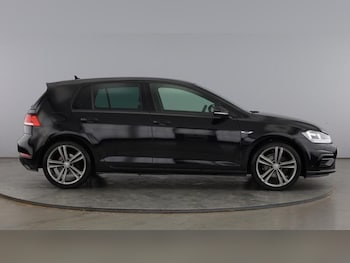 Used Volkswagen Golf 2019 for sale - 77312687: Photo