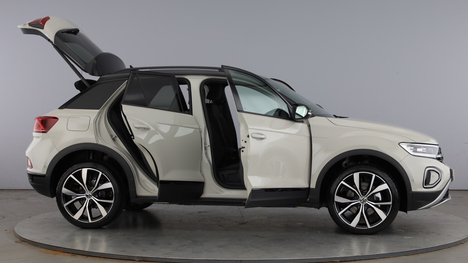 Used Volkswagen T-Roc 2026 for sale - 78210394: Photo 11