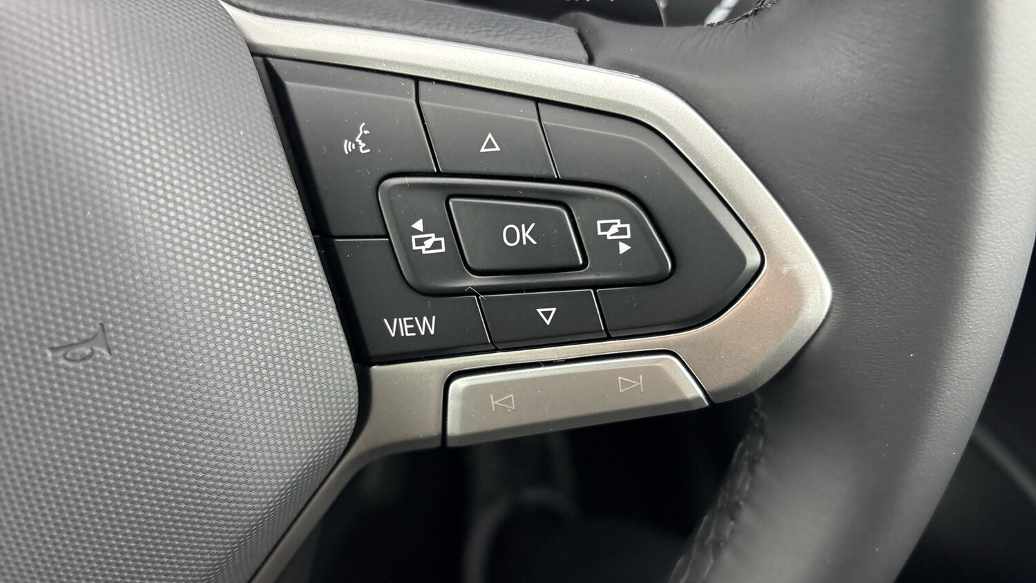 Used Volkswagen T-Roc 2026 for sale - 78210394: Photo 24