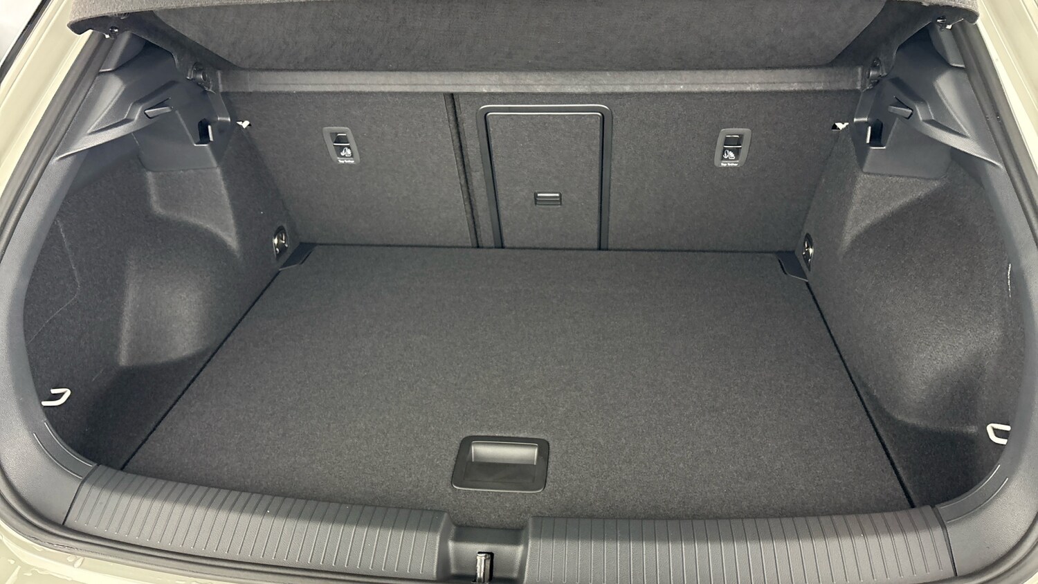 Used Volkswagen T-Roc 2026 for sale - 78210394: Photo 29