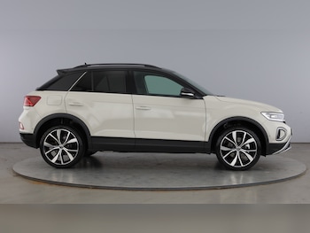 Used Volkswagen T-Roc 2026 for sale - 78210394: Photo