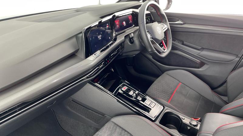 Used Volkswagen Golf 2023 for sale - 76405234: Photo 2