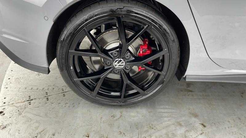 Used Volkswagen Golf 2023 for sale - 76405234: Photo 28