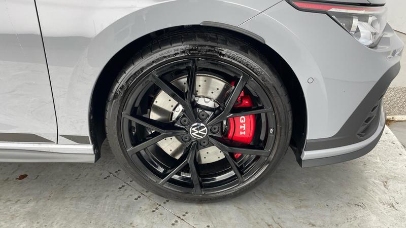 Used Volkswagen Golf 2023 for sale - 76405234: Photo 5