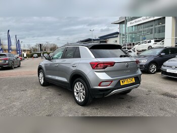 Used Volkswagen T-Roc 2025 for sale - 77602307: Photo