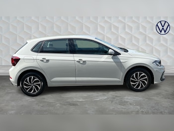 Used Volkswagen Polo 2023 for sale - 78409109: Photo