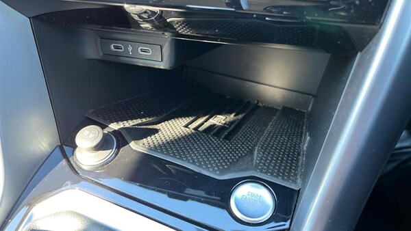 Used Volkswagen T-Roc 2025 for sale - 74931735: Photo 17