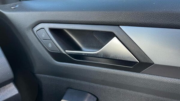 Used Volkswagen T-Roc 2025 for sale - 74931735: Photo 23