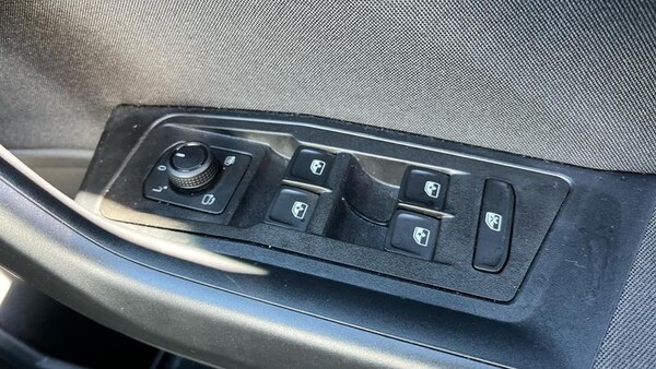 Used Volkswagen T-Roc 2025 for sale - 74931735: Photo 24