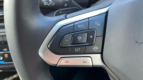 Used Volkswagen T-Roc 2025 for sale - 74931735: Photo 26