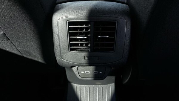 Used Volkswagen T-Roc 2025 for sale - 74931735: Photo 44