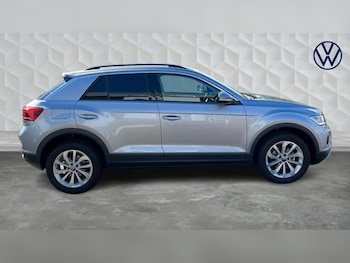 Used Volkswagen T-Roc 2025 for sale - 74931735: Photo