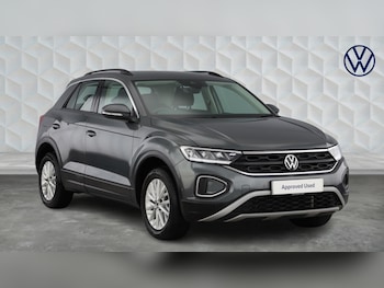 Used Volkswagen T-Roc 2023 for sale - 78078275: Photo