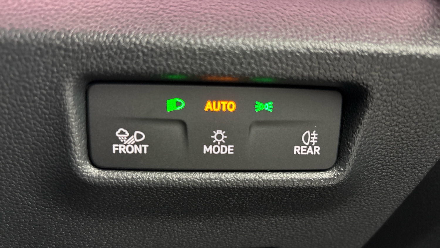 Used Volkswagen Tiguan 2026 for sale - 78210383: Photo 25