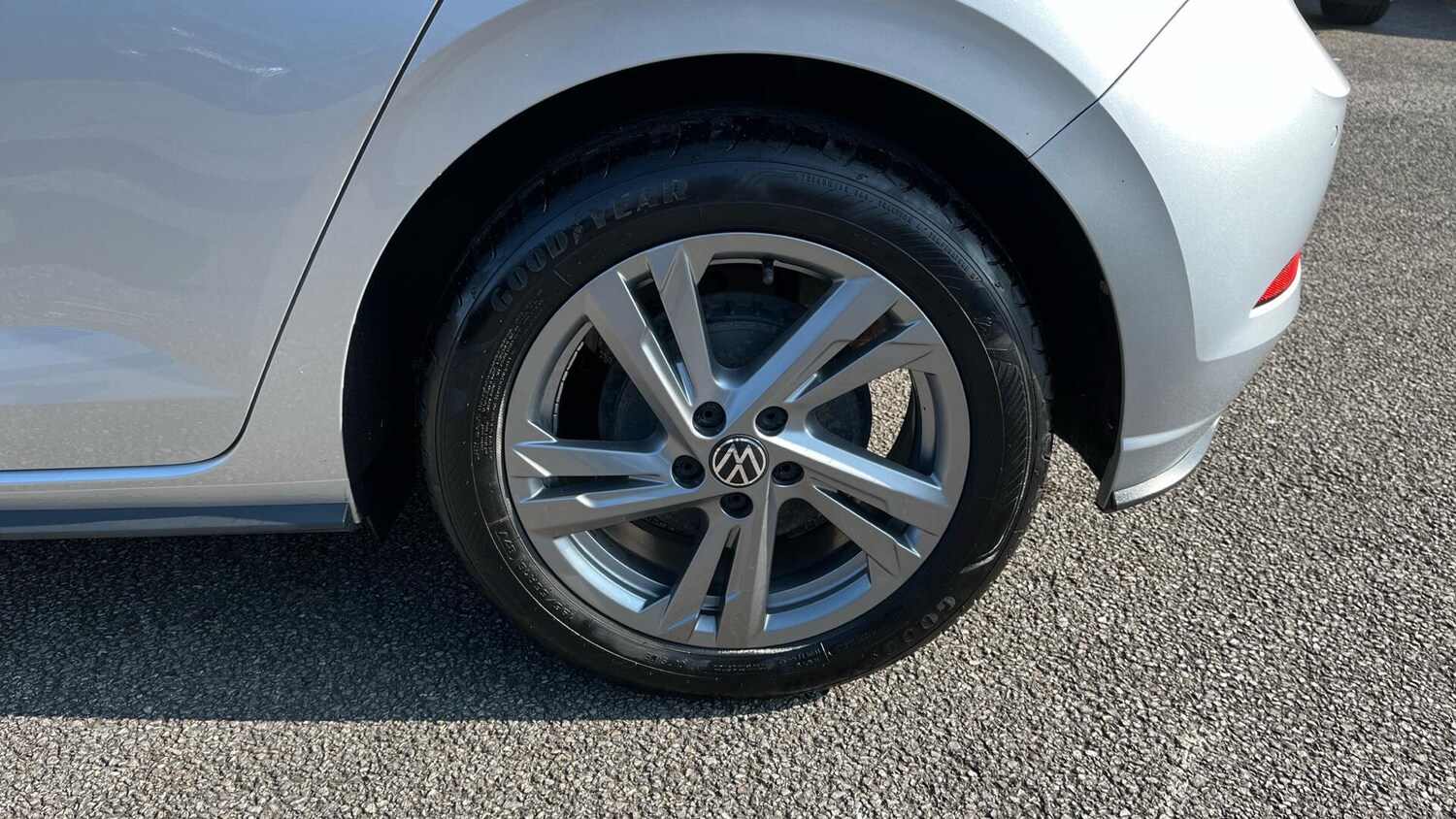 Used Volkswagen Polo 2022 for sale - 77813489: Photo 30