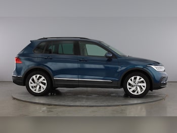 Used Volkswagen Tiguan 2022 for sale - 77640839: Photo