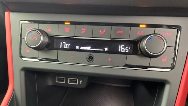 Used Volkswagen Polo 2019 for sale - 76117448: Photo 16