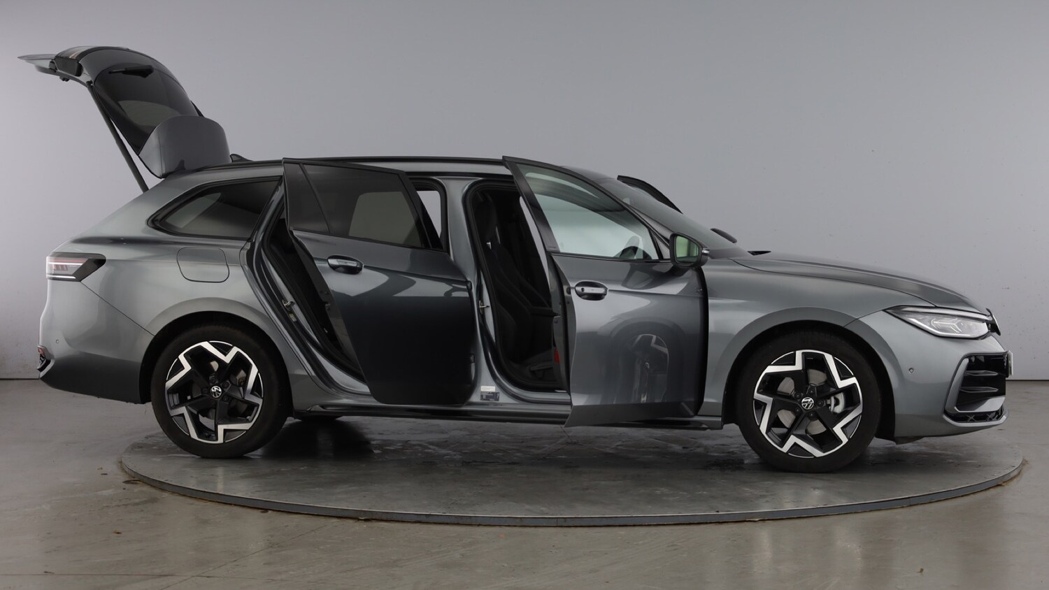 Used Volkswagen Passat 2025 for sale - 77602429: Photo 11