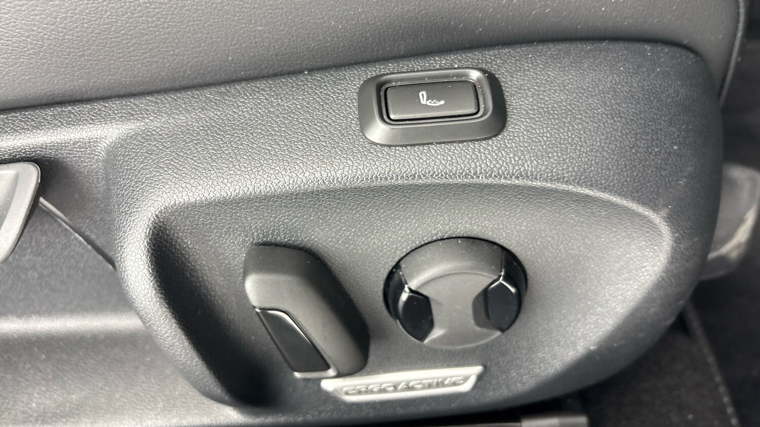 Used Volkswagen Passat 2025 for sale - 77602429: Photo 21