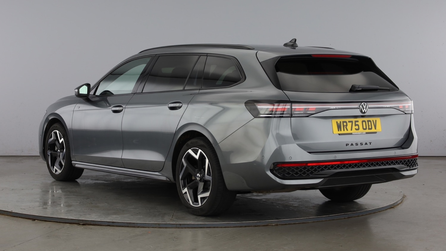 Used Volkswagen Passat 2025 for sale - 77602429: Photo 3