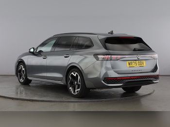 Used Volkswagen Passat 2025 for sale - 77602429: Photo