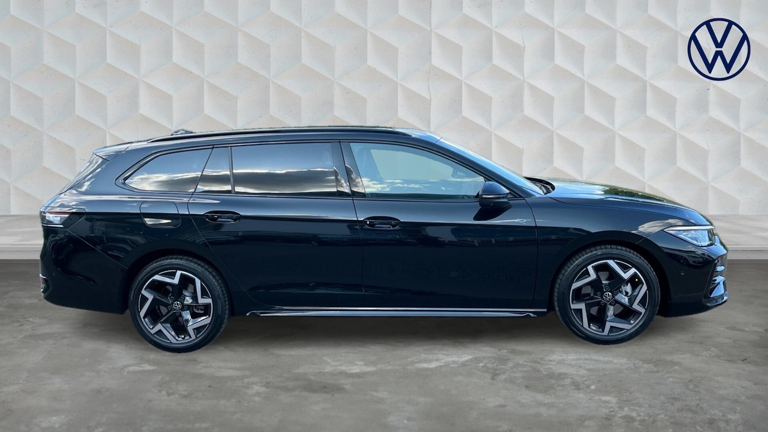 Used Volkswagen Passat 2025 for sale - 77602209: Photo 4