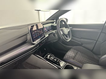 Used Volkswagen Golf 2026 for sale - 78701226: Photo
