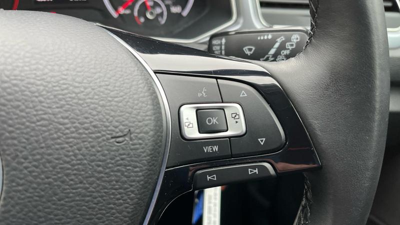 Used Volkswagen T-Roc 2022 for sale - 76298977: Photo 25