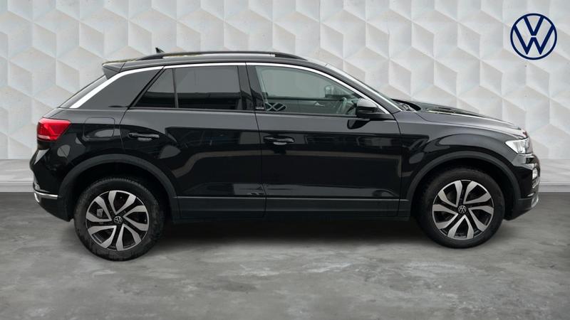 Used Volkswagen T-Roc 2022 for sale - 76298977: Photo 4