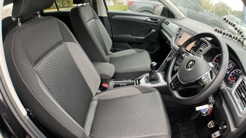 Used Volkswagen T-Roc 2022 for sale - 76298977: Photo 44