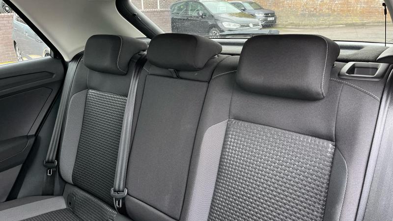 Used Volkswagen T-Roc 2022 for sale - 76298977: Photo 8