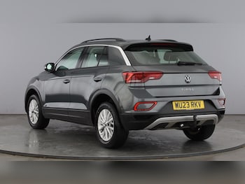 Used Volkswagen T-Roc 2023 for sale - 77640844: Photo