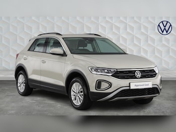Used Volkswagen T-Roc 2023 for sale - 79357172: Photo
