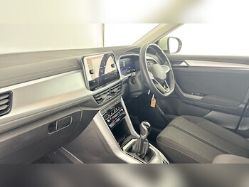 Used Volkswagen T-Roc 2023 for sale - 79357172: Photo