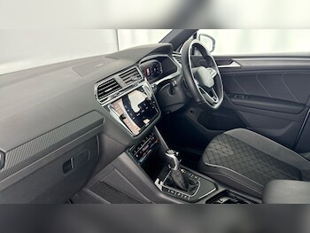 Used Volkswagen Tiguan 2023 for sale - 77506426: Photo