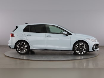 Used Volkswagen Golf 2026 for sale - 79010926: Photo