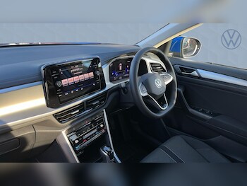 Used Volkswagen T-Roc 2025 for sale - 77506197: Photo