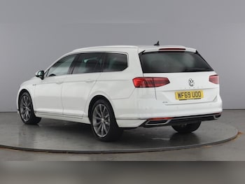 Used Volkswagen Passat 2019 for sale - 75956075: Photo