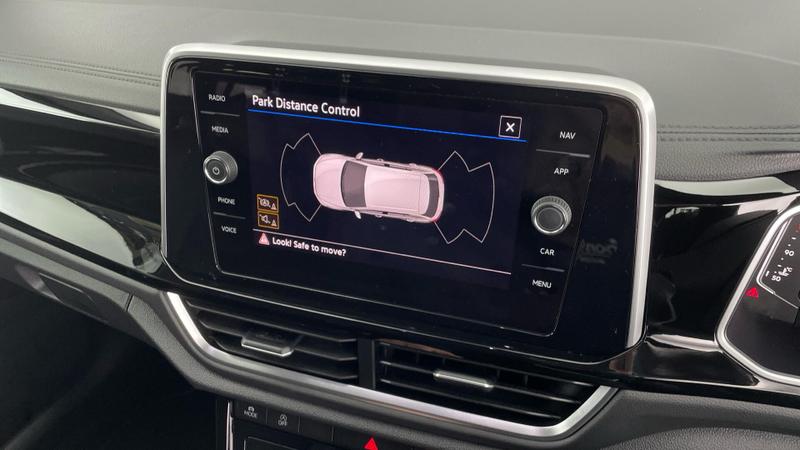 Used Volkswagen T-Roc 2023 for sale - 77116811: Photo 21