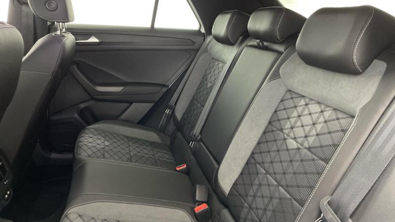 Used Volkswagen T-Roc 2023 for sale - 77116811: Photo 32