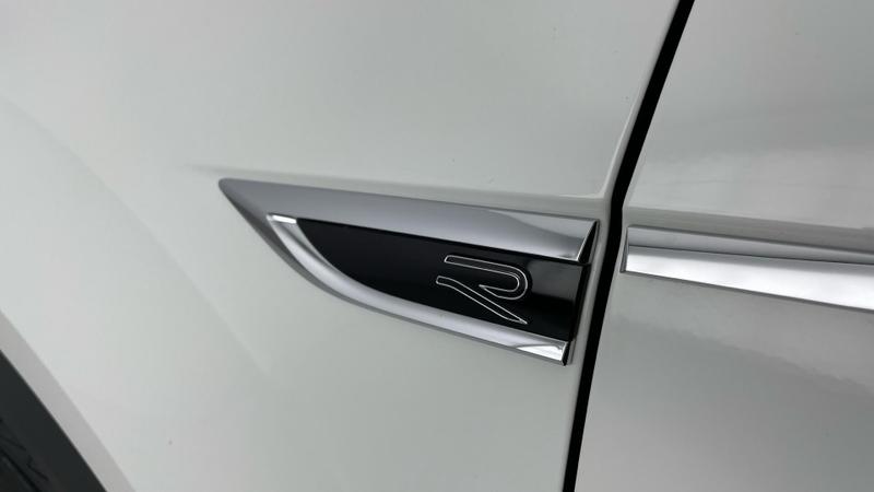 Used Volkswagen T-Roc 2023 for sale - 77116811: Photo 35