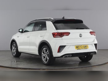 Used Volkswagen T-Roc 2023 for sale - 77116811: Photo