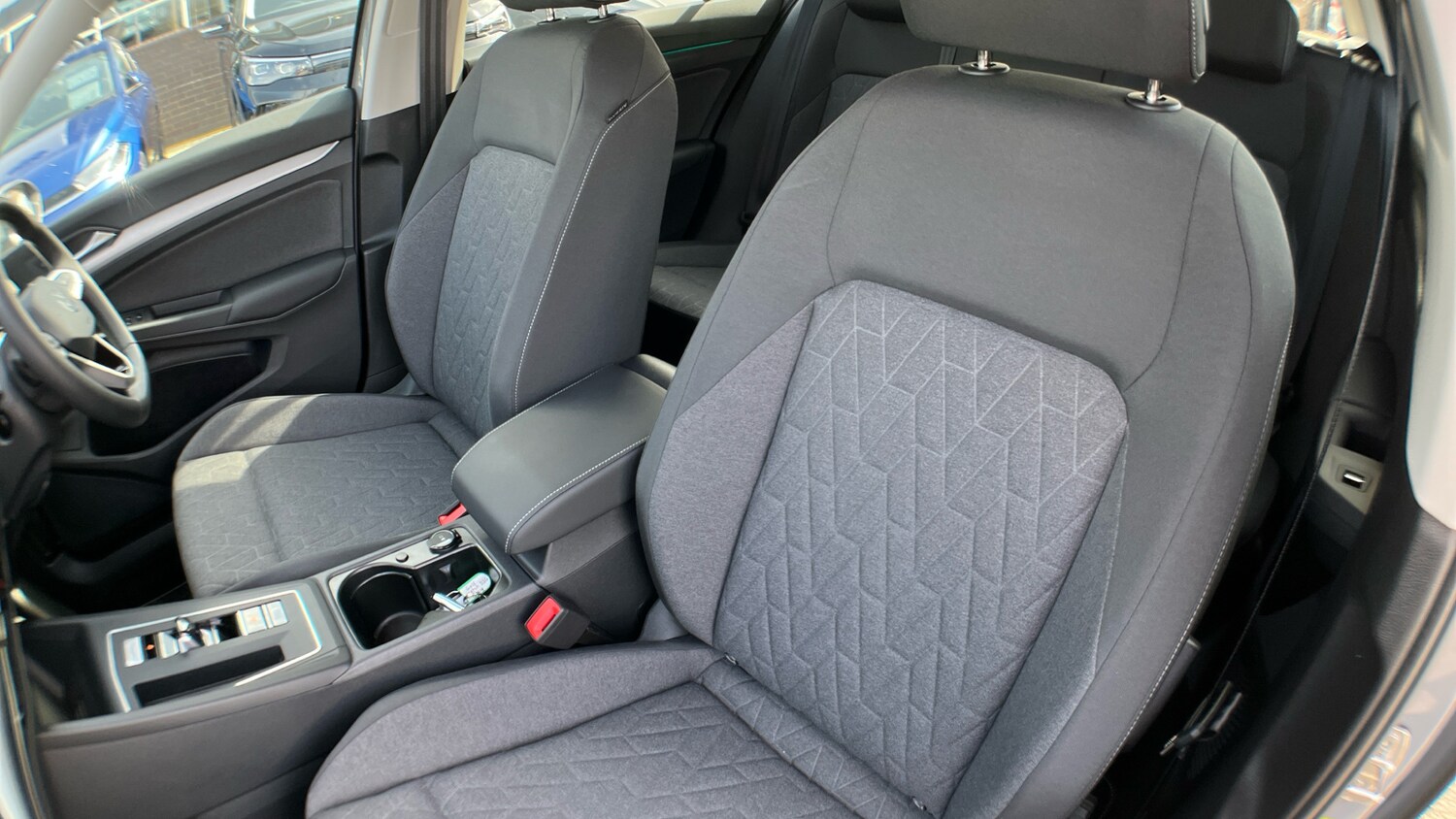 Used Volkswagen Golf 2025 for sale - 77984189: Photo 45