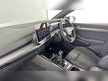 Used Volkswagen Golf 2026 for sale - 78748186: Photo