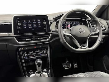 Used Volkswagen T-Roc 2025 for sale - 77235886: Photo