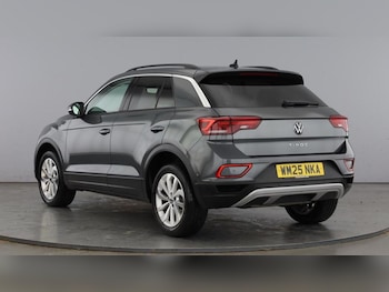 Used Volkswagen T-Roc 2025 for sale - 76433913: Photo